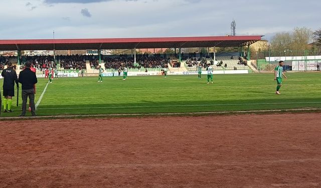 Kırşehir FK, umut tazeledi: 2-2