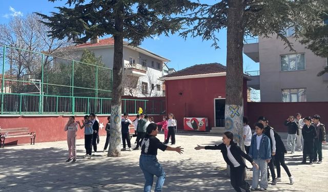 Mucur’da Geleneksel Çocuk Oyunları Final Heyecanı Yaşandı