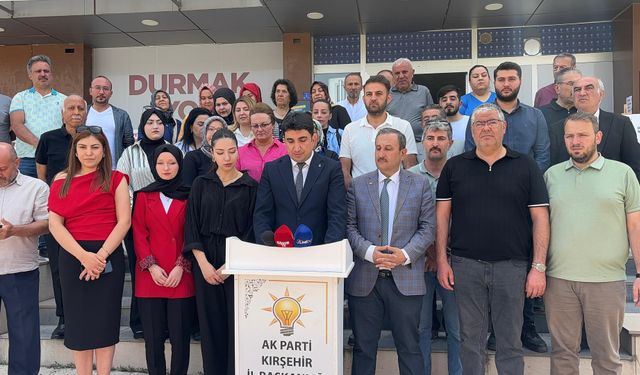 AK Parti: “Adalet, kalkınma ve demokrasi mücadelemizden bir an bile olsun geri durmayacağız”