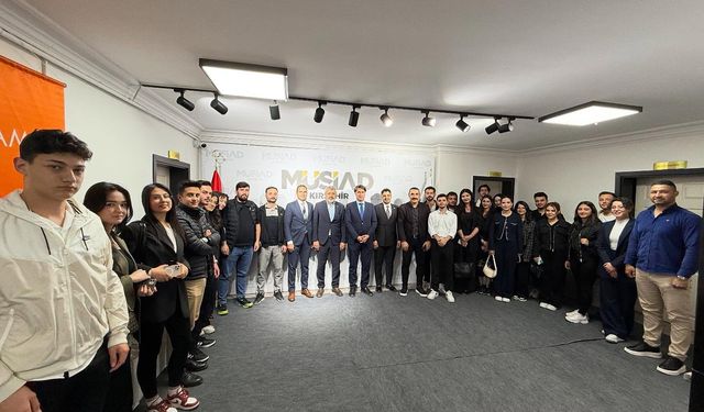 Başkan Aslan: “Gençlerimizi yarının güçlü girişimcileri olarak görüyoruz”