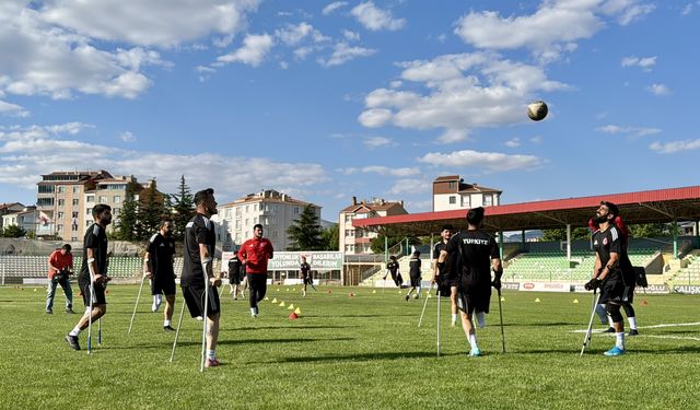 Ampute Milli Futbol Takımı, Kırşehir'de kampa girdi