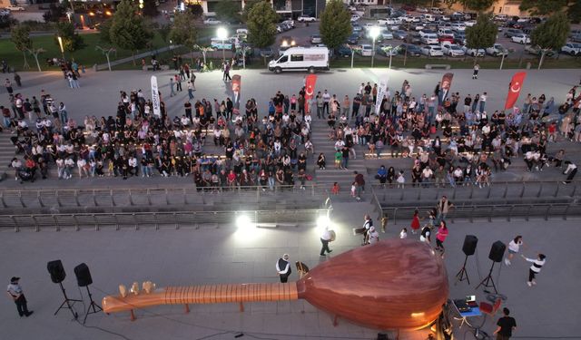 Kırşehir’de Yaz Akşamları Müzikle Şenleniyor