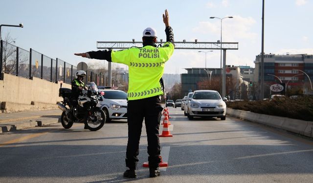 TRAFİKTE TARİHİ DÖNEM: TBMM'DEN KIRŞEHİR’İ DE ETKİLEYECEK RADİKAL CEZALAR