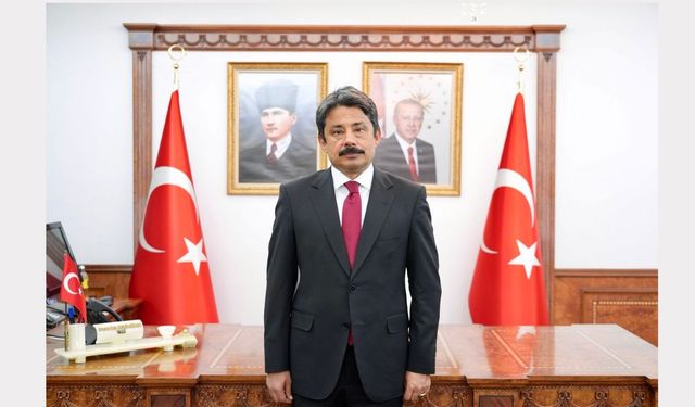VALİ DEMİRYÜREK’TEN KUTLAMA MESAJI