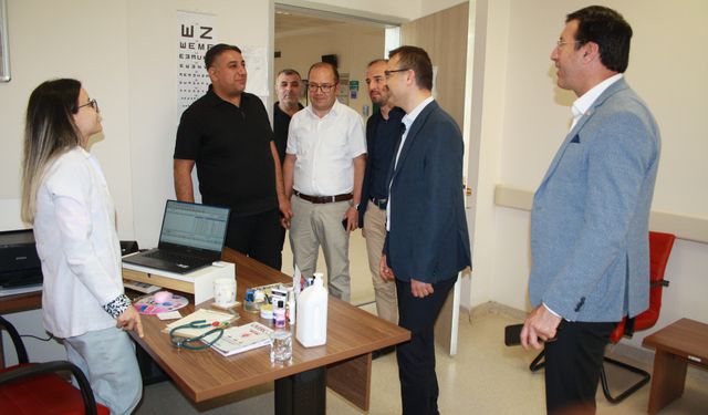 Akpınar'da Sağlık Tesislerine Ziyaret