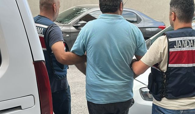 Kırşehir merkezli nitelikli dolandırıcılık operasyonunda yakalanan 6 şüpheli tutuklandı