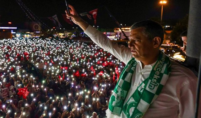 Özel Kırşehir'de Konuştu: "Gençlerin Hayali Yurt Dışında, Bu Bir Beka Sorunudur"