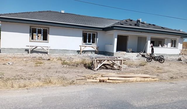 Özce Köyü’ne Değer Katan Hizmetler Sürüyor