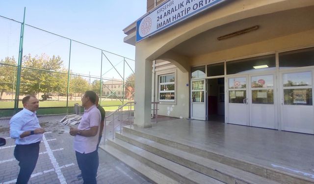 Müdür Gülşen, Okul Onarımını Yerinde İnceledi