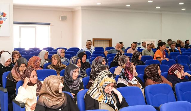 Din Görevlilerine “Bağımlılıkla Mücadele” Semineri