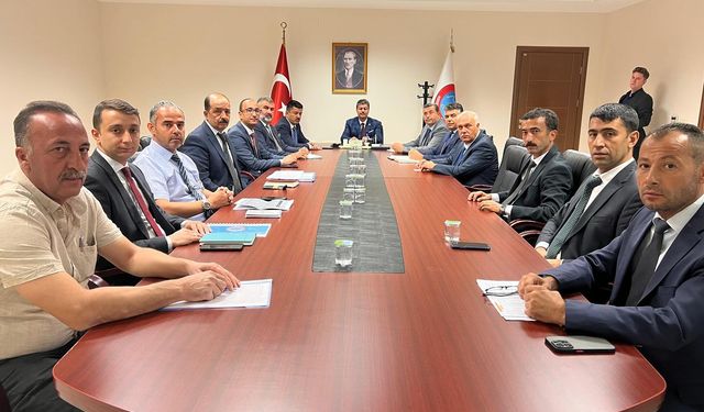 Vekil Erkan, İl Özel İdare Yetkilileri İle İstişarede Bulundu