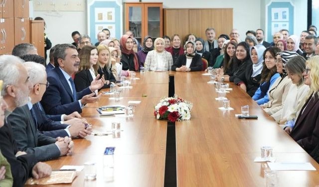 Kırşehir Milli Eğitim İl Müdürlüğü öğretmenleri bilgilendirdi