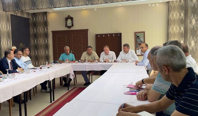 Kırşehir’de İl Hayat Boyu Öğrenme Komisyonu Toplantısı Yapıldı