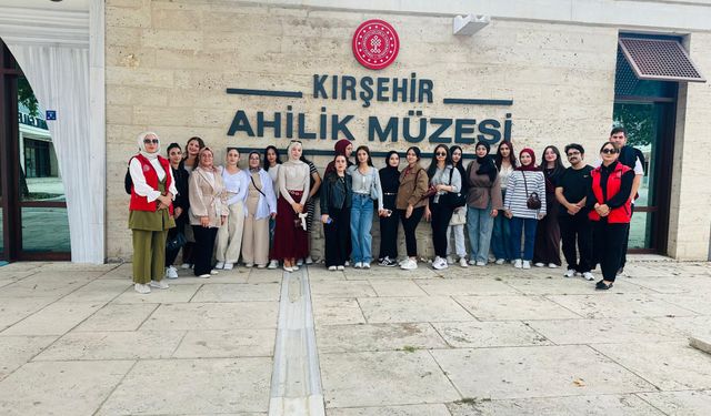 Üniversite Öğrencilerine Ahilik Kültürü ve Gençlik Faaliyetleri Tanıtıldı