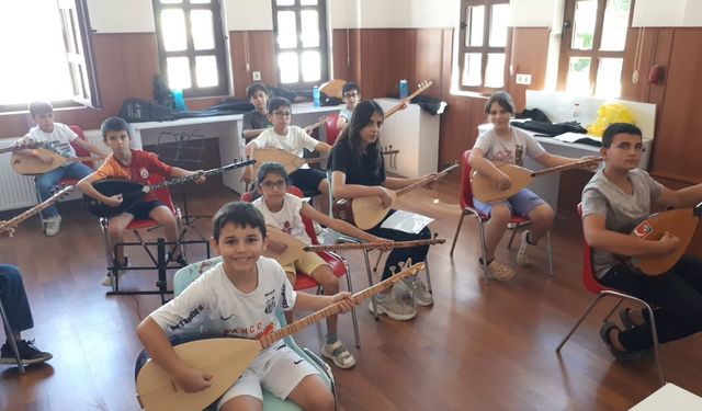 Türk Halk Müziğinin Sesi Kaman’da Yankılanıyor