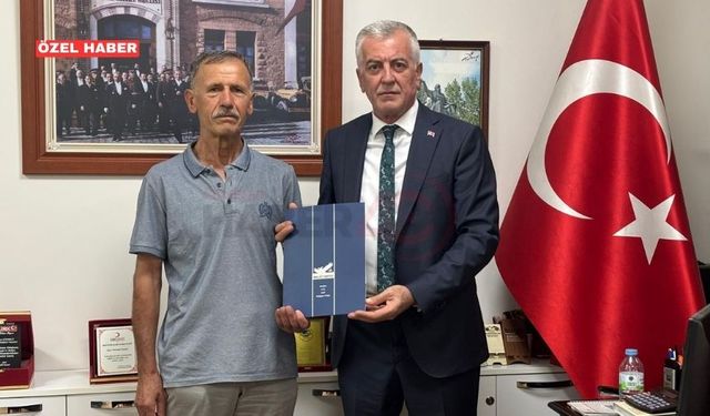 İl Başkanı Şentürk, Genel Başkan Nacar’ın mektubunu Sürmeli’ye takdim etti