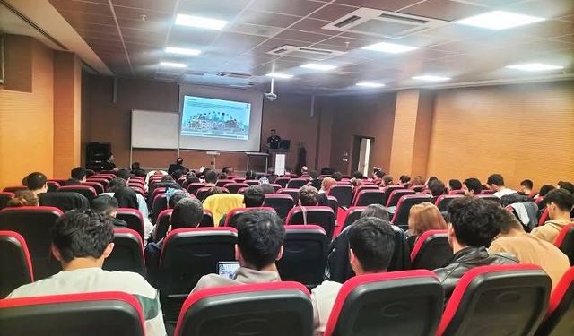 AFAD’dan Tıp Fakültesi Öğrencilerine Afet Farkındalık Eğitimi