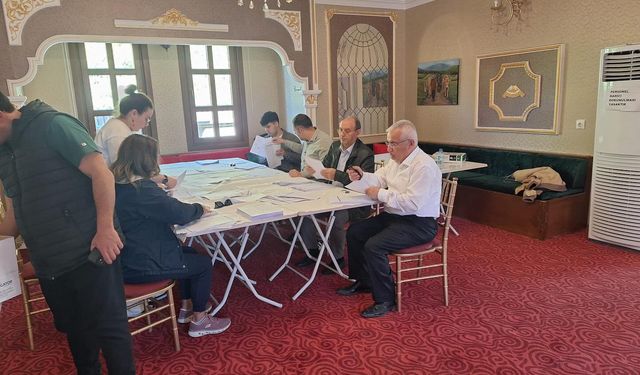 Kırşehirliler Vakfı, 248 Üniversite Öğrencisine Burs Sağladı