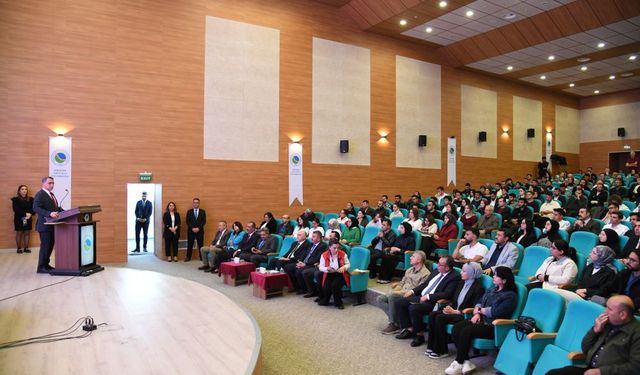 Öğrenci Toplulukları Bilgilendirme Toplantısı Yapıldı