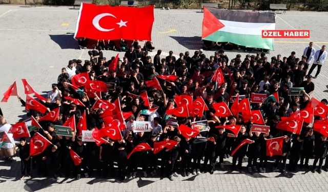 “Bir Sabah Güneş Gazze Sahilinde Sessizce Doğacak”