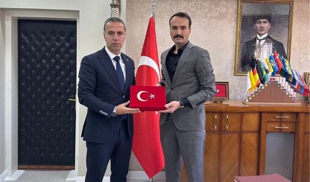 Başkan Gürler, Kaymakam Erdoğan ile bir araya geldi