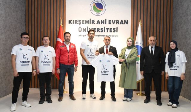 AHİHA Takımı’ndan Rektör Karahocagil’e Ziyaret