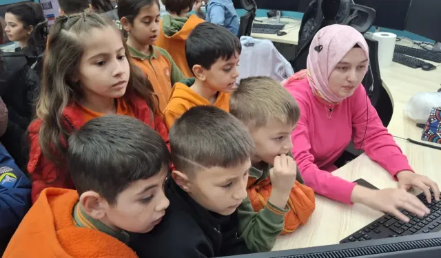 Öğrencilerden 112’ye Eğitim Çıkarması!