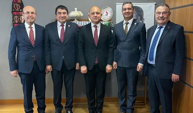 Ekicioğlu, Bozdağ ve Önal, Milletvekili Metin İlhan ile görüştü