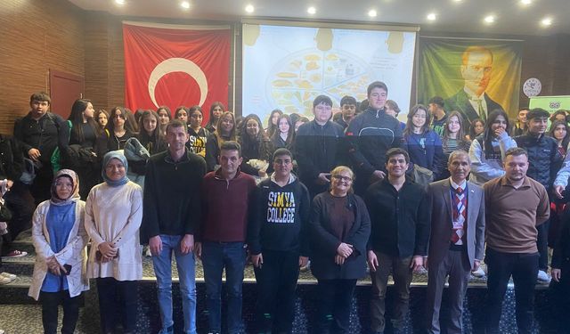 Uzmanlardan Gençlere Ekran Bağımlılığı ve Sağlıklı Yaşam Eğitimi