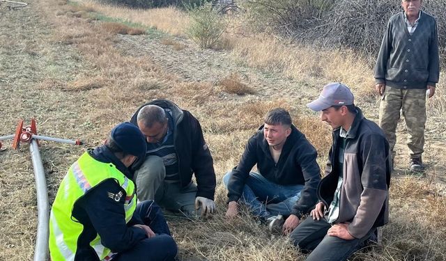 Kırşehir jandarma, köylüleri bilgilendirdi