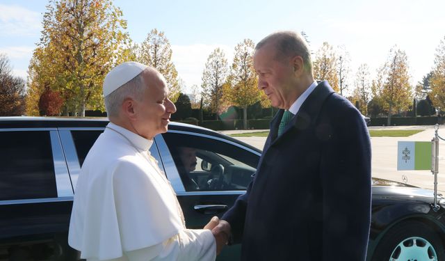 Cumhurbaşkanı Erdoğan, Vatikan Devlet Başkanı Papa 14. Leo’yu resmi törenle karşıladı
