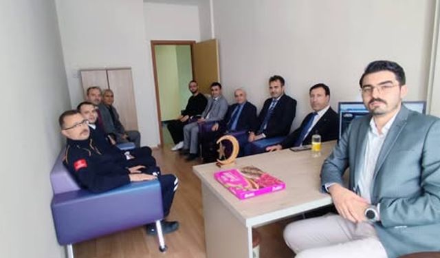 Doç. Dr. Ersoy’dan Dr. Mutlu ve Uzm. Dr. Öztop’a Görev Tebriği