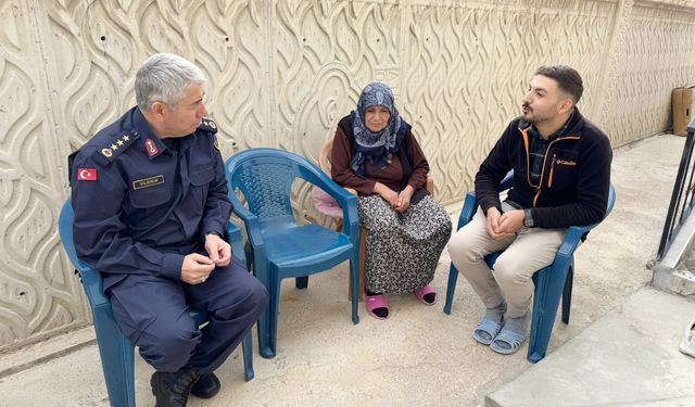 Kırşehir Jandarmasından Gönül Köprüsü