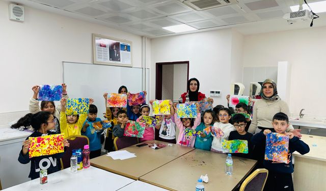 TOKİ İlkokulu Öğrencileri Gençlik Merkezinde Ebru Sanatıyla Buluştu