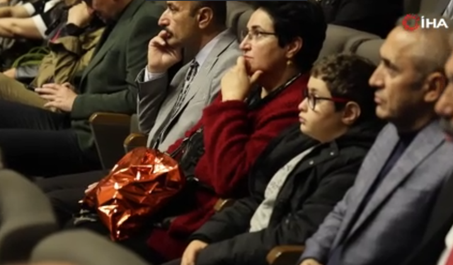 Öğretmenler Günü’nde ’Hizmet Şeref Madalyaları’ sahiplerini buldu