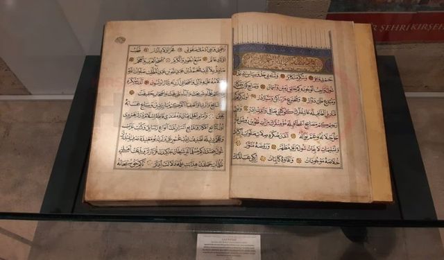 Garibnâme’nin Tevhid Bâbı Ziyaretçilerle Buluştu