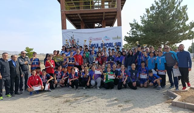 Kırşehir’de Kros Yarışları Tamamlandı