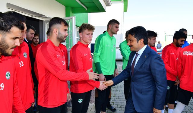 Vali Demiryürek’ten Yeşil-Beyaz Ekibe Yakın İlgi