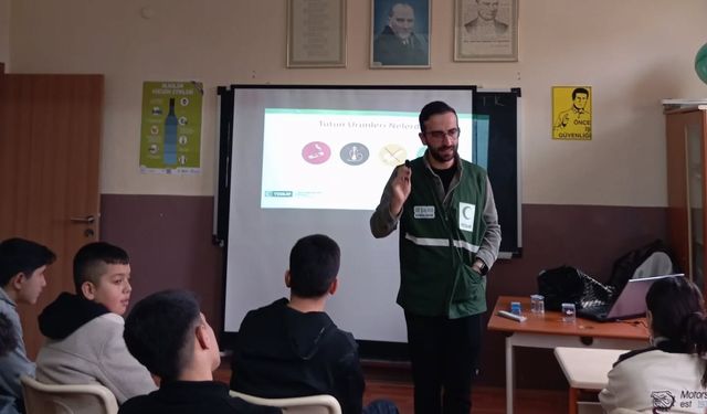 Yeşilay’dan Kaman’da Gençlere Bağımlılık Uyarısı