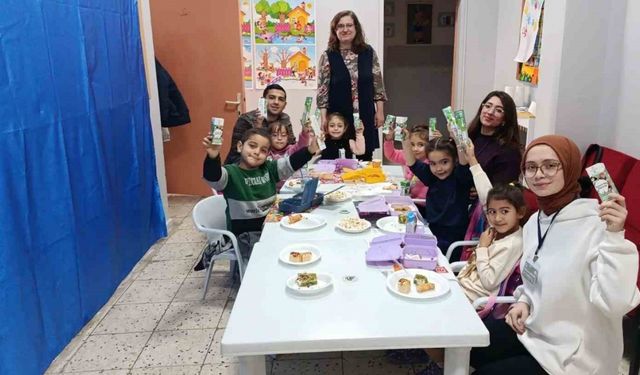 İlkokul öğrencilerine diş sağlığı eğitimi verildi