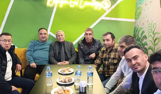 İYİ Parti İl Başkanı Nuri Araz, Çikolatacı Sami’nin Gecesine Katıldı