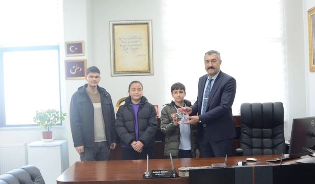 Çiçekdağı’nda Öğrenciler 3 Boyutlu Yazıcıyla Saat Tasarladı