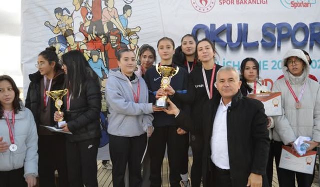 Oryantiring Müsabakaları Aşıkpaşa Tabiat Parkı’nda Gerçekleştirildi