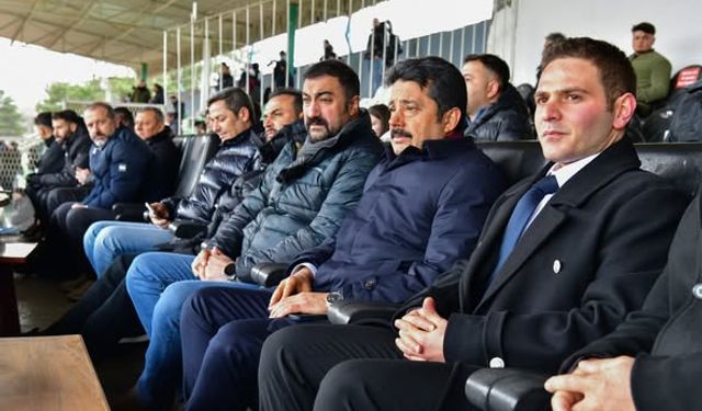 Vali Demiryürek, Kırşehir FK–Hacettepe Türk Metal 1963 Spor Karşılaşmasını Tribünden Takip Etti