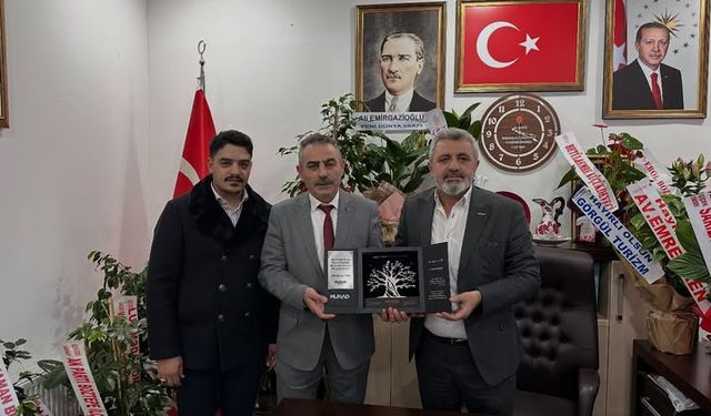 MÜSİAD ve Genç MÜSİAD’dan AK Parti Merkez İlçe Başkanlığı’na Hayırlı Olsun Ziyareti