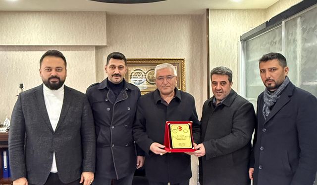 Karacakut Köyleri Türkmen Derneği’nden Anahtar Parti’ye Teşekkür