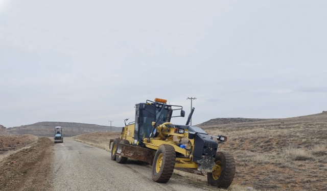 Kırşehir Özel İdare'den Yol Bakım Atağı!