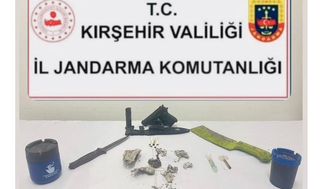 İstihbari Çalışmalarla Zehir Tacirlerine Geçit Verilmiyor