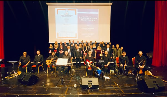 Kırşehir’de “Anadolu’dan Esintiler 7” Türk Halk Müziği Konseri Büyük Beğeni Topladı