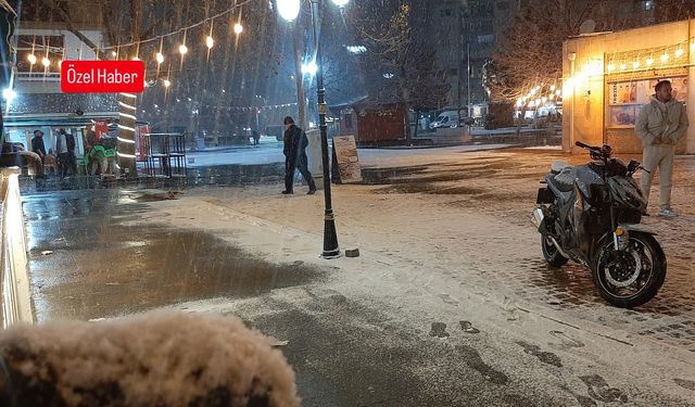 Kırşehir’de Kar Yağışı Etkili Oluyor